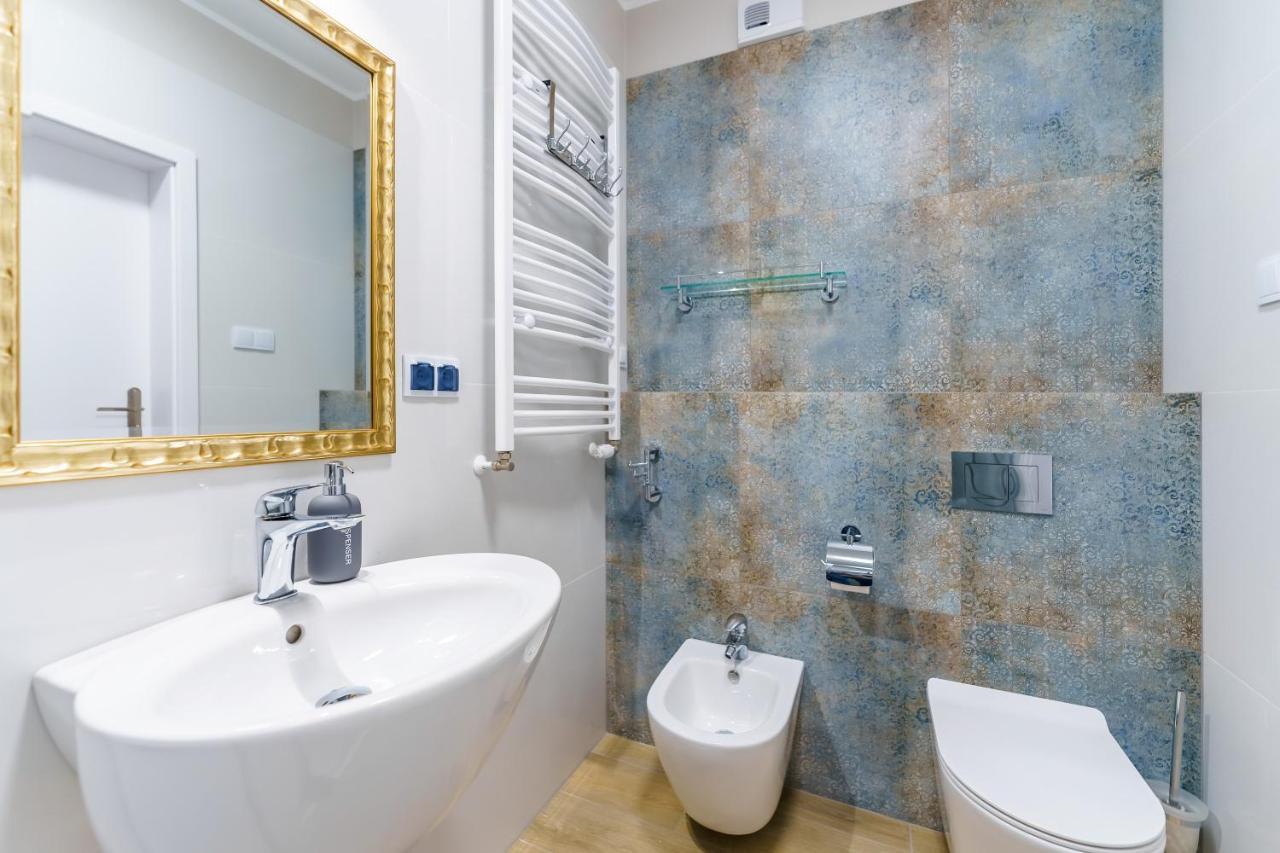 Apartament Kapitanski Z Widokiem Na Morze 4 Pietro - By Perlowa Przystan Rent Sianozety Exteriör bild